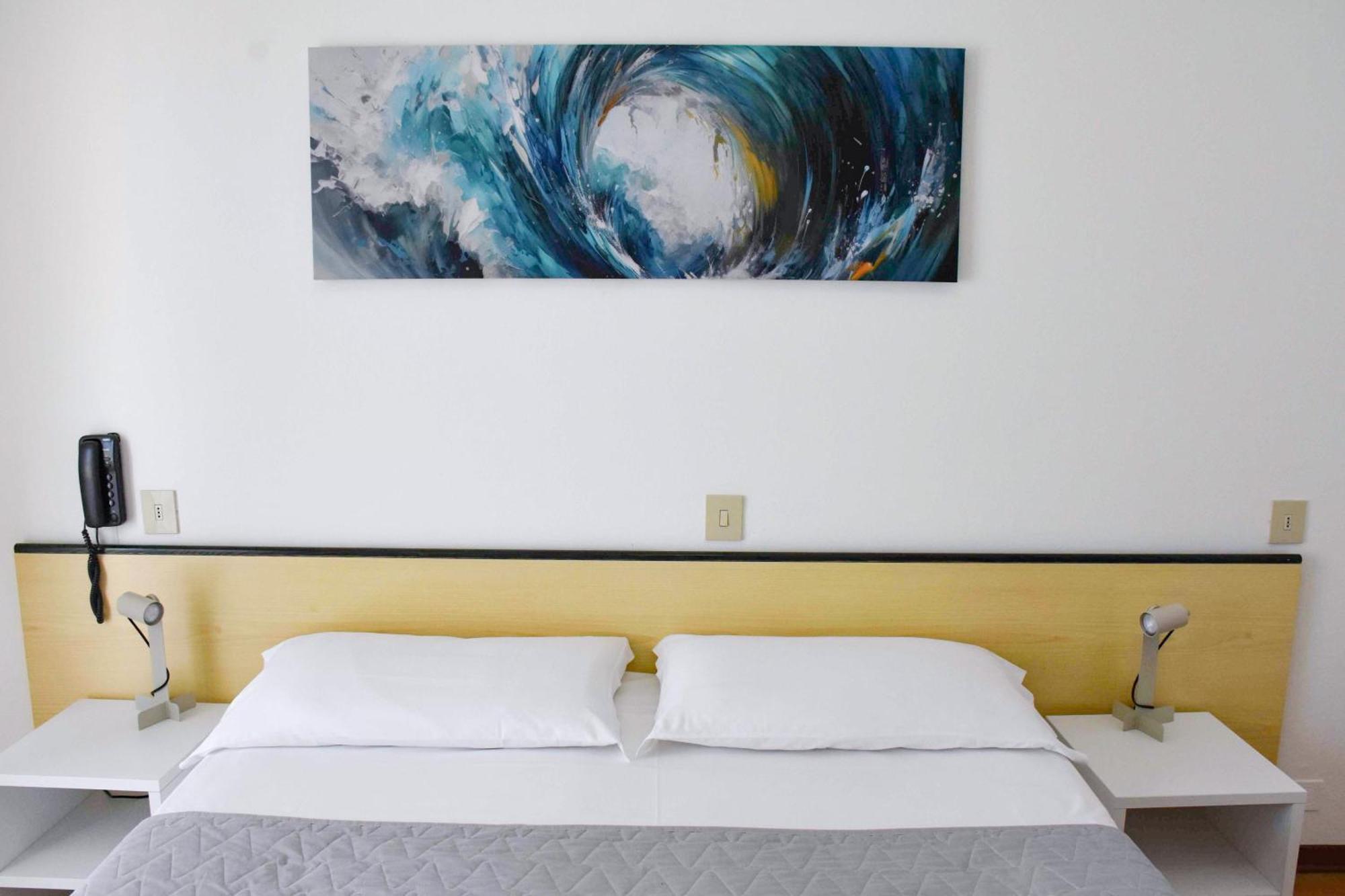 Double or Twin Room Sea View